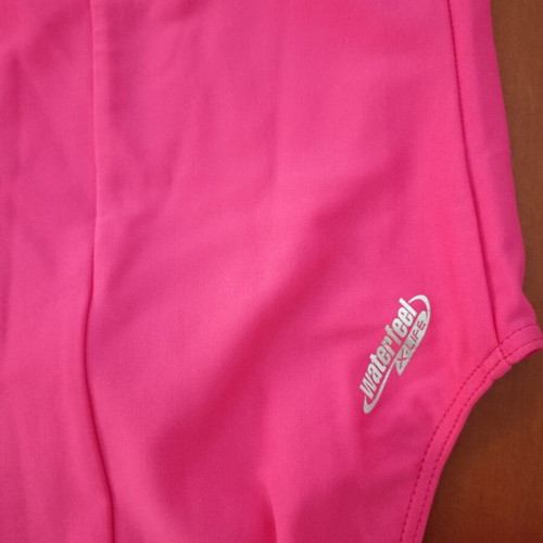 Arena girls' swimsuit used with happy frog design pink