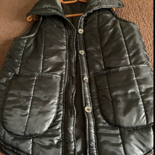Boxnow black quilted sleeveless puffer vest XXL