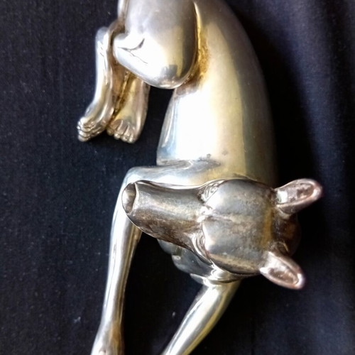 Silvered dog statuette used, 16.5/8 cm