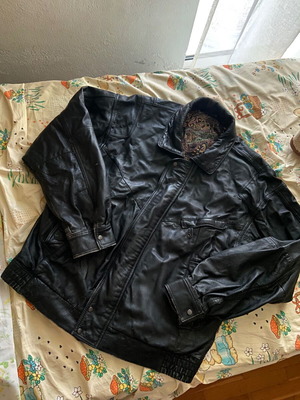Vintage δερμάτινο bomber jacket μεταχειρισμένο, μαύρο, μέγεθος L