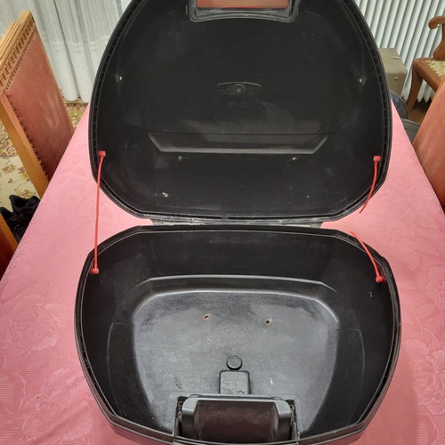 Motorcycle luggage box used, 36lt capacity, fits full face helmet