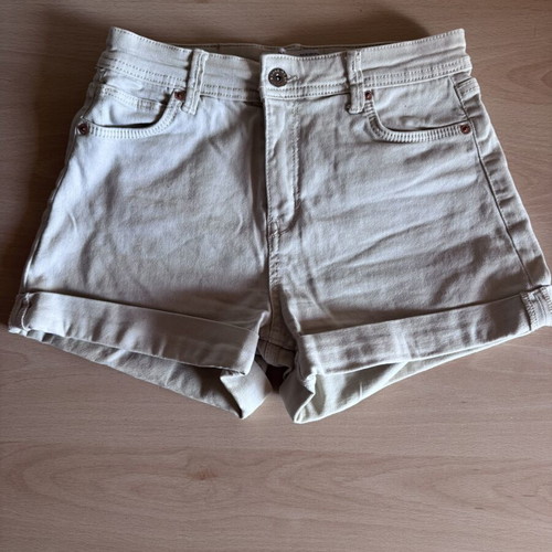 Shorts pack of 4 used, size small 36, Bershka, Zara, Shein