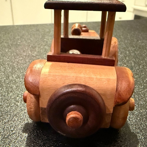 Wooden toy car like new, bought in Costa Rica