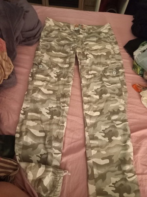 Cargo pants like new, size medium, spring summer fabric