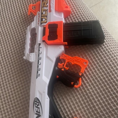 Hasbro Nerf Ultra Select like new