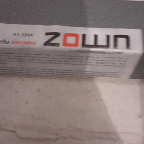 ZOWN Metal Transport Trolley like new with 4 wheels and brake