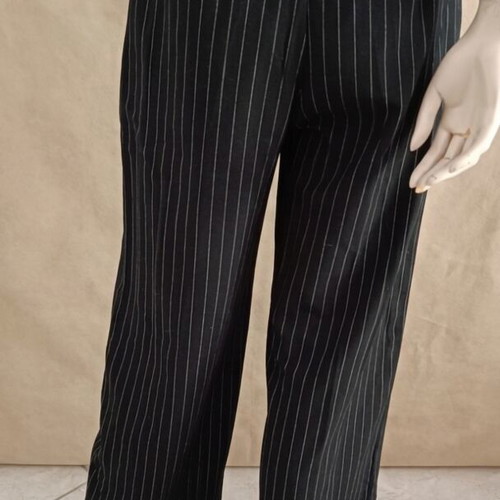 Bershka women's black high-waisted office pants with white stripes size M like new