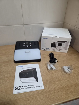 Cinnado S2 Wireless Solar Security Camera new, 2K, motion activated