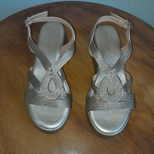 Simius women's sandals size 39 new, beige