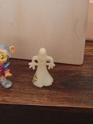 Kinder Surprise Cybertop 2003 figures Cyberluna and ghost