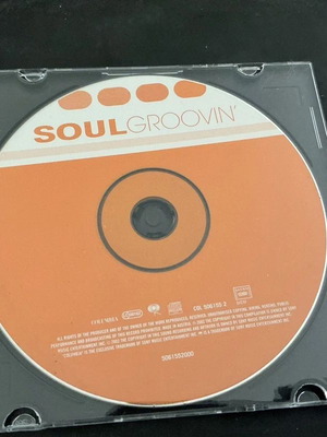 Soul Groovin CD used, mixed soul grooves