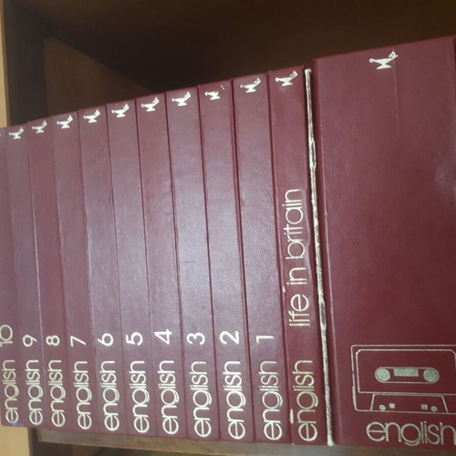 Tematron English language method used with 10 books, Life in Britain, 15 cassettes
