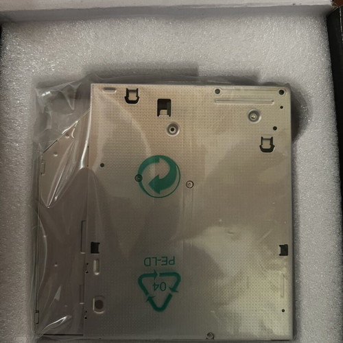 Panasonic UJ8E2 DVD-RW Slim SATA Drive laptop like new