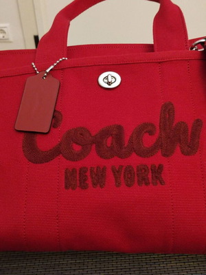 Coach τσάντα ώμου καινούργια, κόκκινη καμβάς 33x24