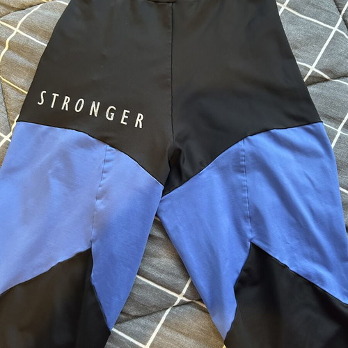 Stronger women's sports leggings like new, black and royal blue, XS/S
