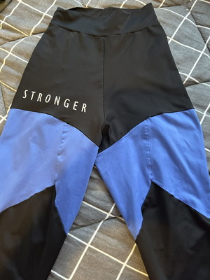 Stronger women's sports leggings like new, black and royal blue, XS/S