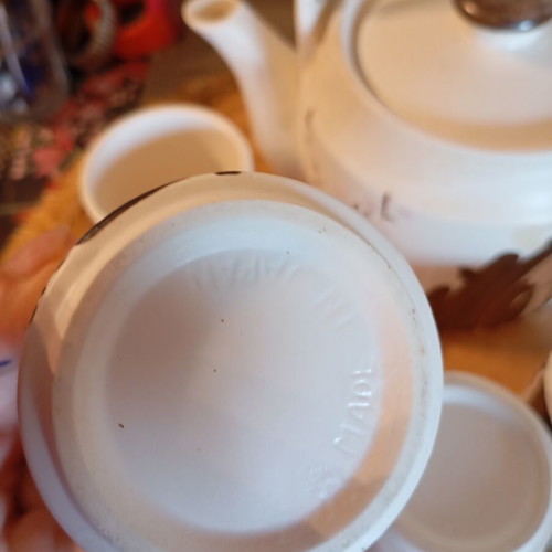 Handmade Japanese tea set like new, 23 cm teapot and 8 cups