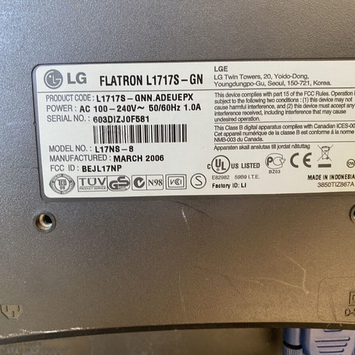 LG Flatron 17" monitor used with minor scratches