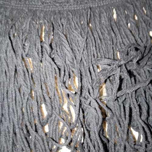 Thin knitted coat with fringes like new, size S, M, black