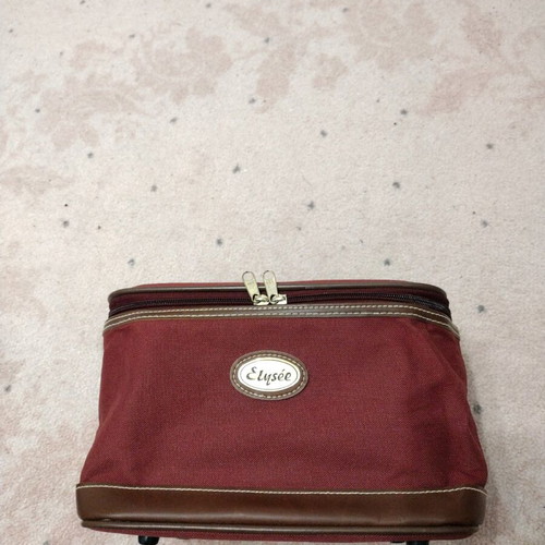 Elyseé vintage cosmetic bag, red wine color, like new