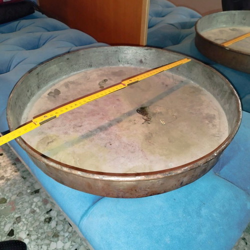 Copper vintage baking tray used, diameter 45 cm