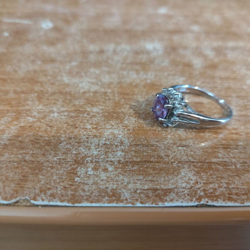 925 Silver Ring with Genuine Amethyst Like New