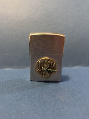 Zippo lighter vintage 2004 dragonfly with crystals, like new