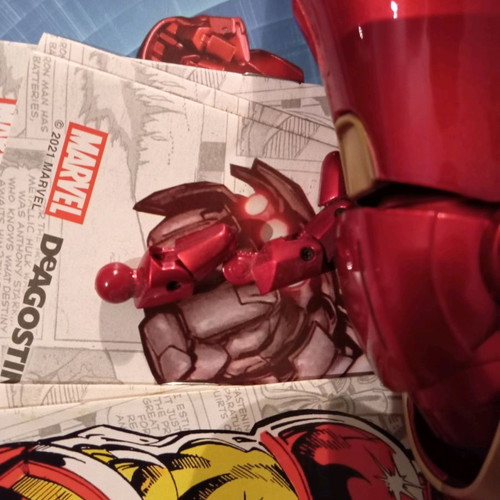 Iron Man armor hand used from Deagostini