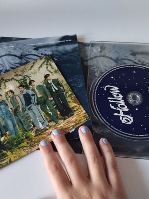 Stray Kids Hollow album σαν καινούργιο με ακρυλική κάρτα Seungmin