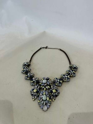 Vintage statement necklace with blue beads, 28cm