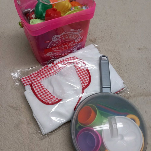 Cooking outfit and kitchen toys used, for ages 8-10