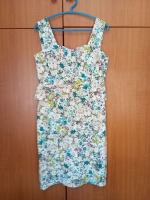 Open dress with flowers, size M, like new