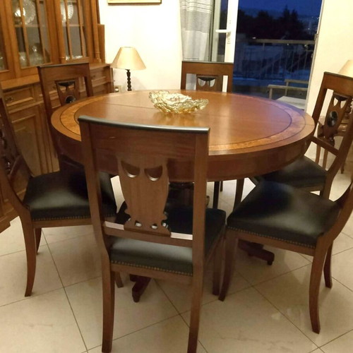 Classic dining set with 6 chairs, like new, olive wood