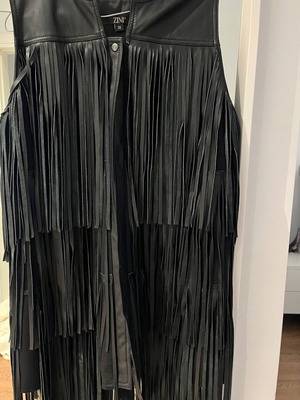 Γιλέκο Zini δερμάτινο 100% με κρόσια σαν καινούργιο, μέγεθος M