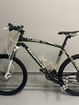 Bianchi Kuma 5100 mountain bike like new, disc brakes, 26 inch