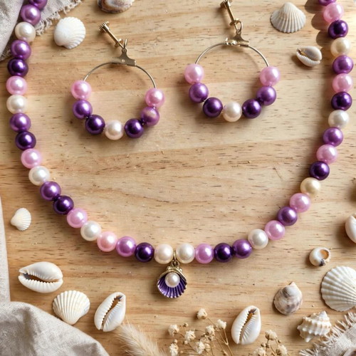 Handmade necklace and earrings set in shades of purple and pink, new