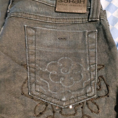 Sarah Laurence jeans new, dark with back pocket design, size 10