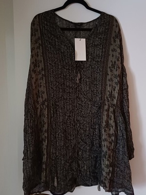 Zara dress new with tag