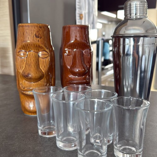 Tiki cocktail set unused