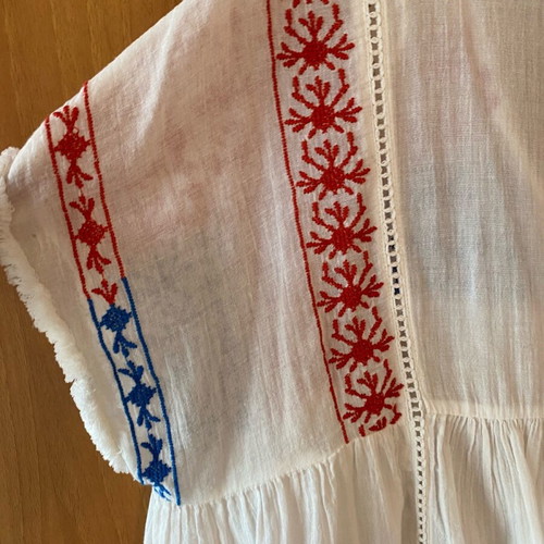 Zara loose blouse with embroidery, new, size XS