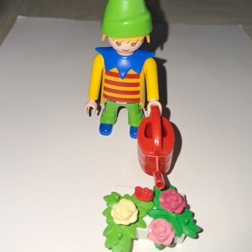 Playmobil garden gnome