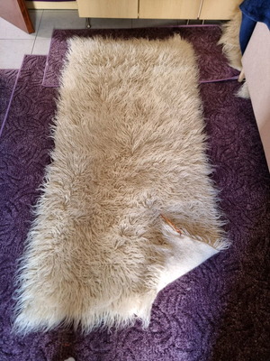 Wool flokati rugs like new, set of 4 white assorted sizes