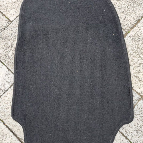 Car floor mats set used 6 pcs (2 carpet + 4 rubber) universal