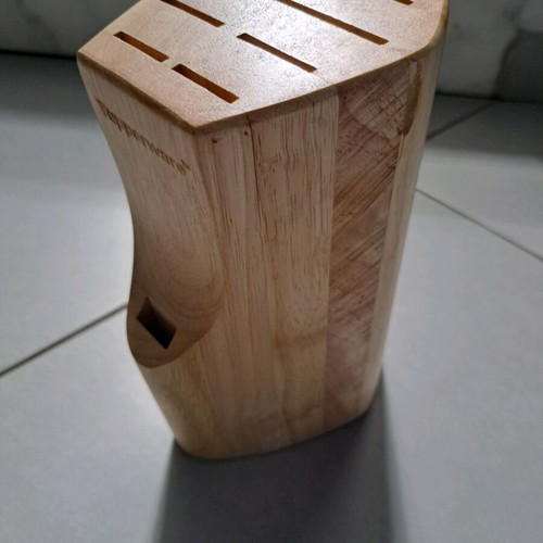 Tupperware knife block new, wooden for 7 knives and scissors