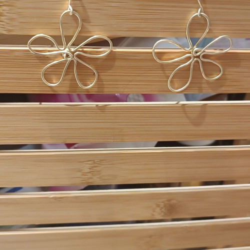 Flower earrings handmade, gold color, new
