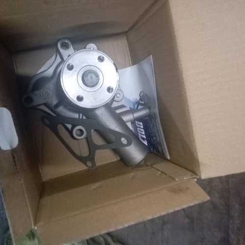 Water pump new for Corolla ke30 without heater