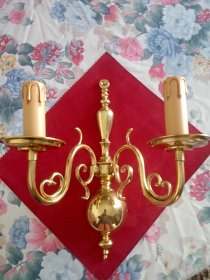 Old brass wall lights like new