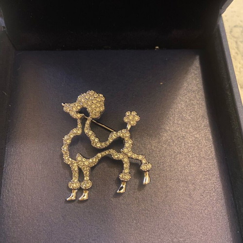 Swarovski dog brooch like new