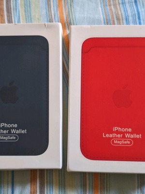 iPhone MagSafe card holder new without NFC