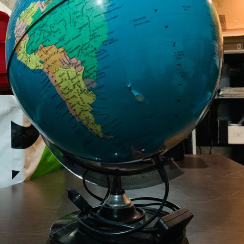 Globe lamp used